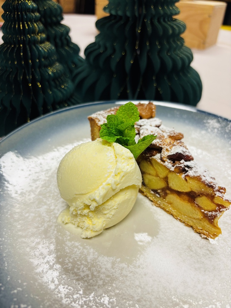 K - dessert - Warme appeltaart met pecannoten